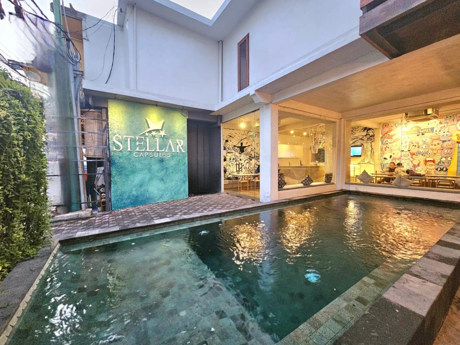 Stellar Capsules Hostel Seminyak  Exterior photo Stellar Spa