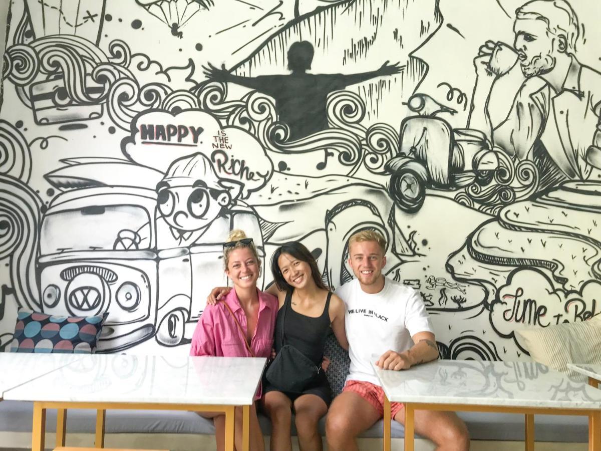 Stellar Capsules Hostel Seminyak  Exterior photo The Hip Project mural