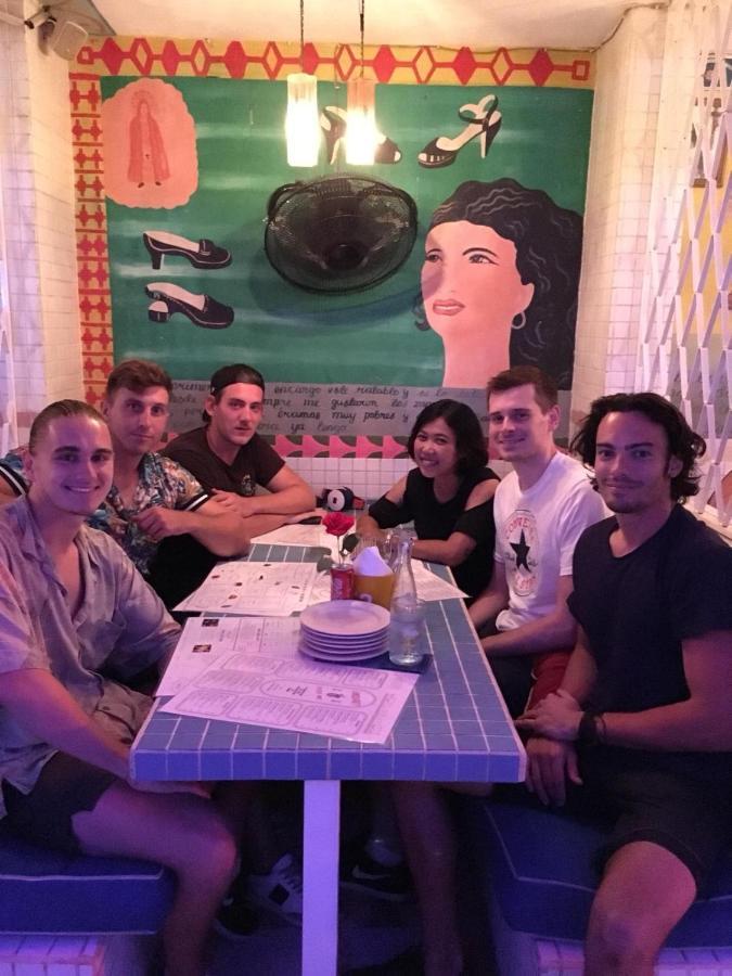 Stellar Capsules Hostel Seminyak  Exterior photo The band in 2016