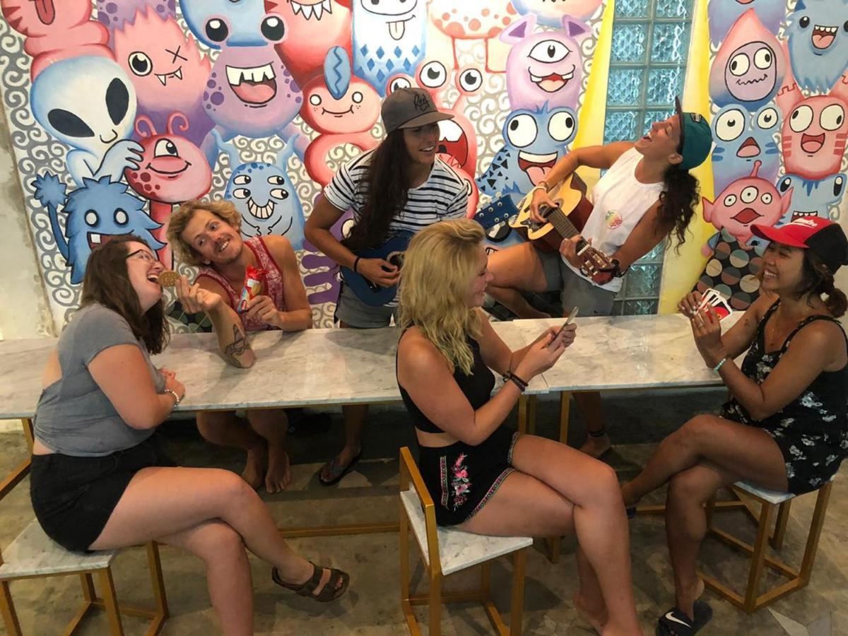 Stellar Capsules Hostel Seminyak  Exterior photo The cast of the podcast in 2019
